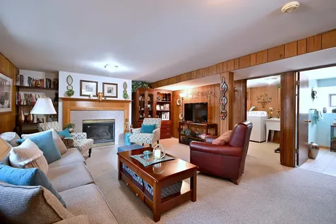 1031 South Belmont Avenue Arlington Heights IL 60005