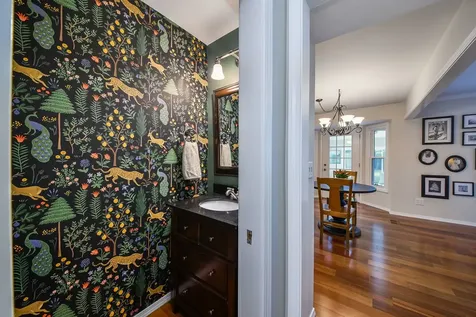 934 Lewis Place Geneva IL 60134