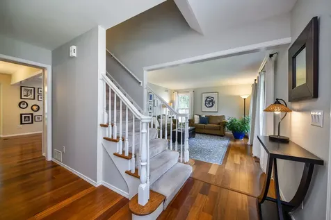 934 Lewis Place Geneva IL 60134