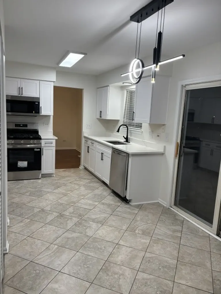 2420 Sisters Court Naperville IL 60564