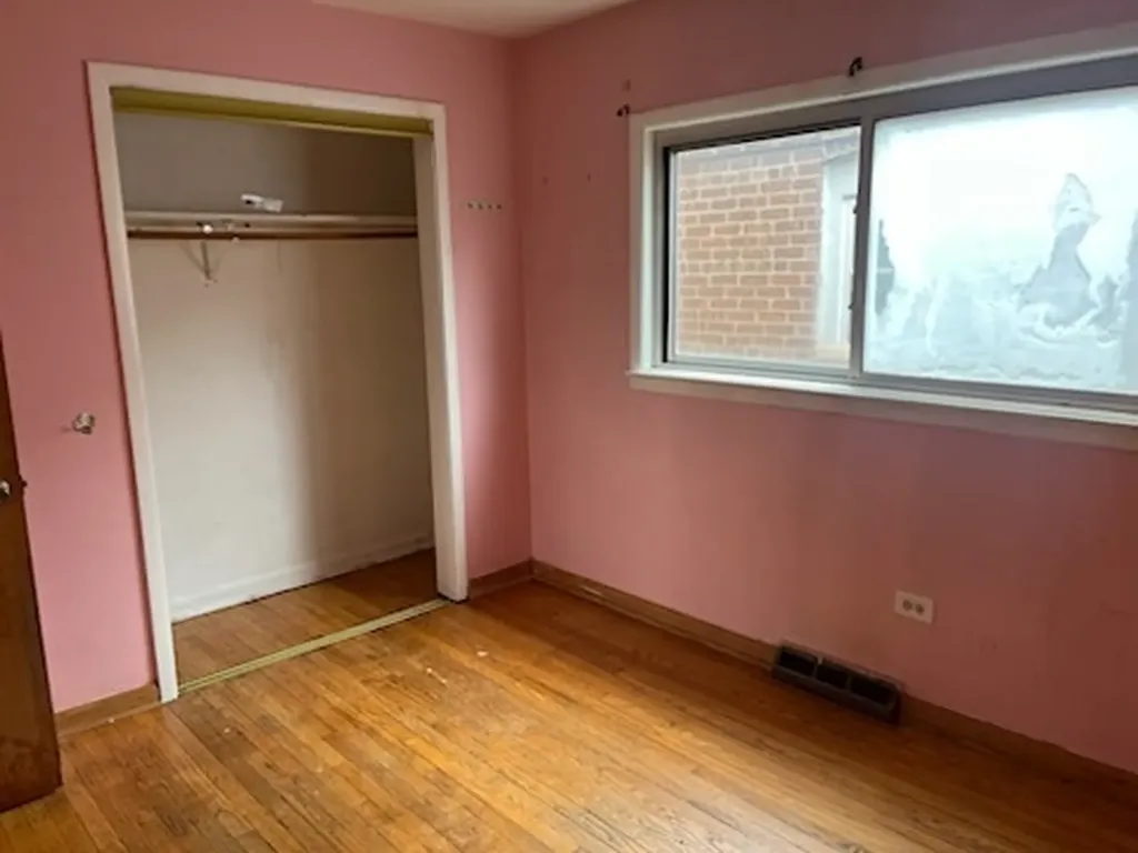 12559 South Michigan Avenue Chicago IL 60628