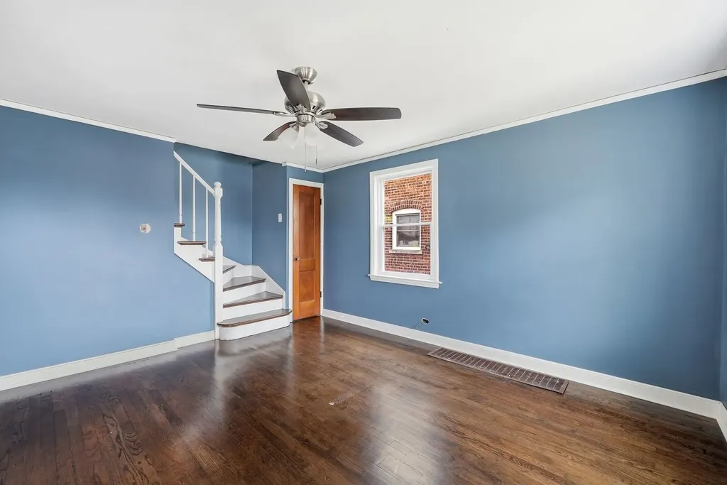10619 South Avenue C Chicago IL 60617