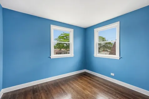 10619 South Avenue C Chicago IL 60617