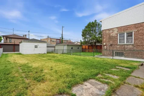 10619 South Avenue C Chicago IL 60617