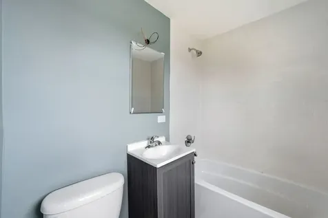 10619 South Avenue C Chicago IL 60617