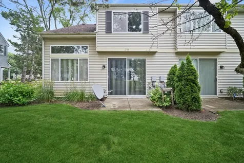 2739 Odlum Drive Schaumburg IL 60194