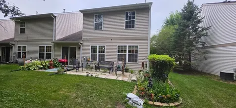 1380 West Split Oak Circle Round Lake Beach IL 60073