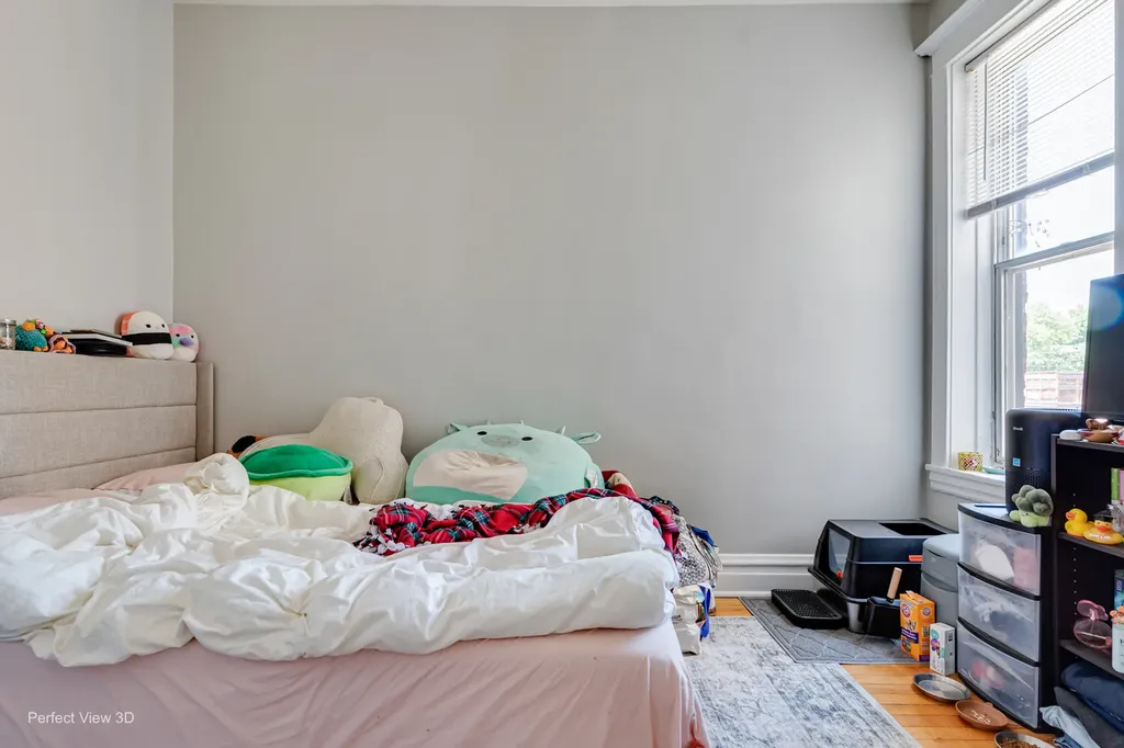 2475 North Clybourn Avenue Chicago IL 60614