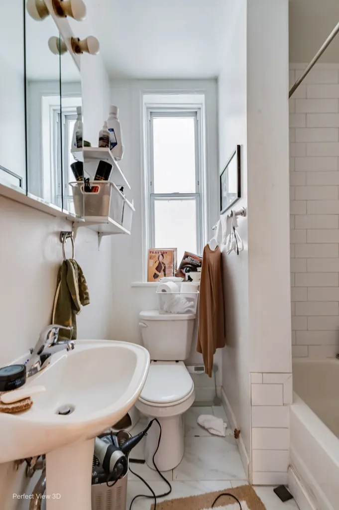 2475 North Clybourn Avenue Chicago IL 60614