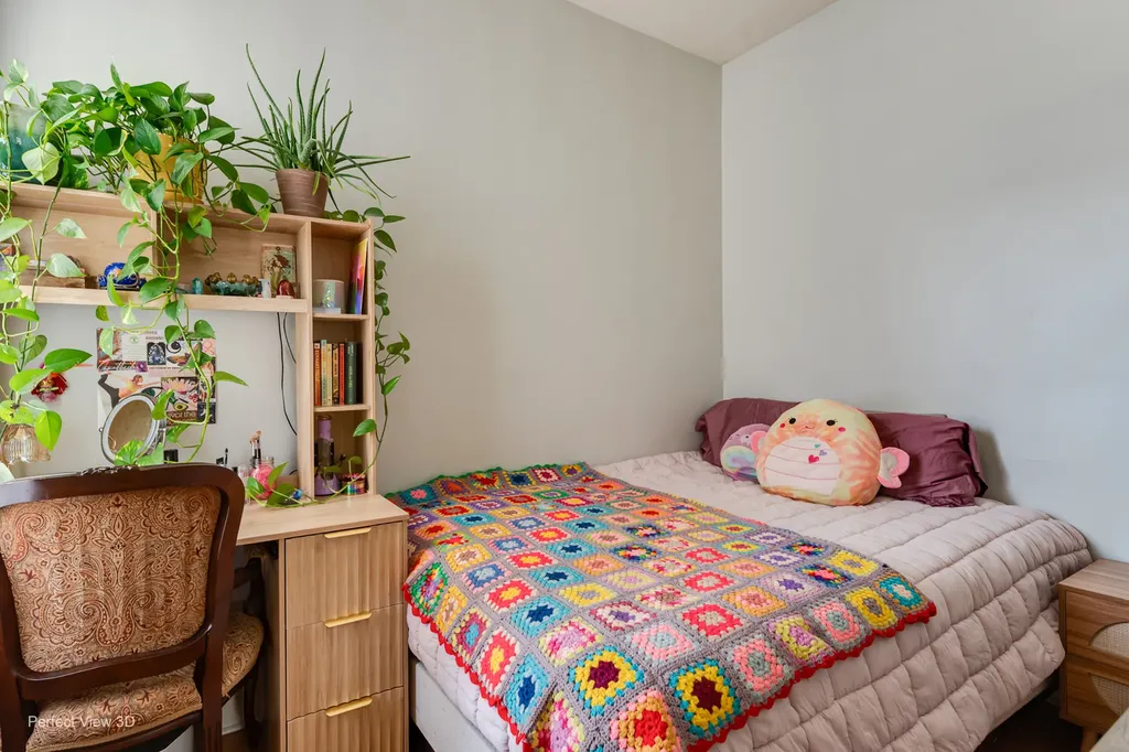 2475 North Clybourn Avenue Chicago IL 60614