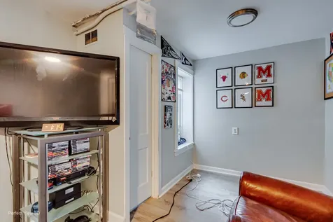 2475 North Clybourn Avenue Chicago IL 60614