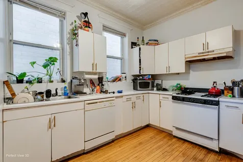 2475 North Clybourn Avenue Chicago IL 60614