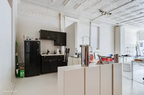 2475 North Clybourn Avenue Chicago IL 60614