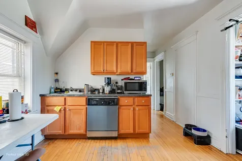 2475 North Clybourn Avenue Chicago IL 60614