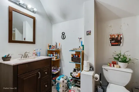2475 North Clybourn Avenue Chicago IL 60614