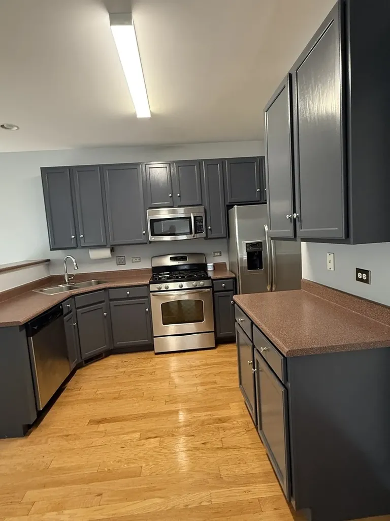 2250 Stoughton Drive Aurora IL 60502
