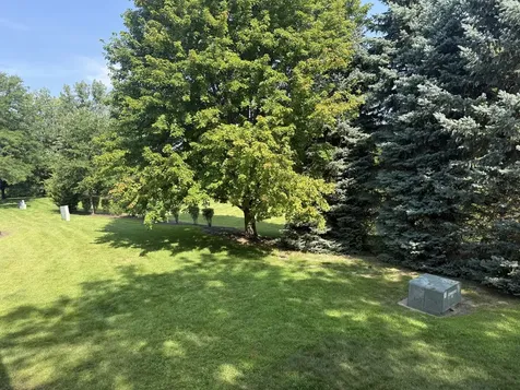 2250 Stoughton Drive Aurora IL 60502