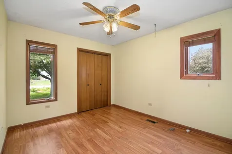 6229 Darline Drive St. Anne IL 60964