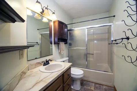 6229 Darline Drive St. Anne IL 60964
