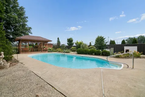 6229 Darline Drive St. Anne IL 60964