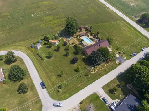 6229 Darline Drive St. Anne IL 60964