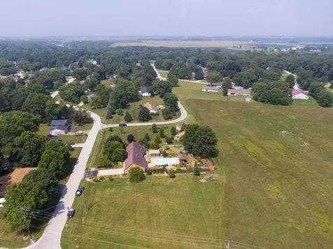 6229 Darline Drive St. Anne IL 60964