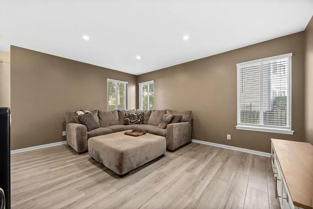 13553 South Kalamazoo Court Plainfield IL 60544