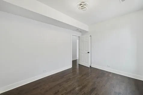 7919 South Ellis Avenue Chicago IL 60619
