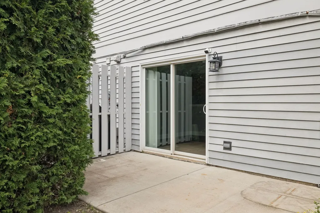 97 Cammeron Court Aurora IL 60504