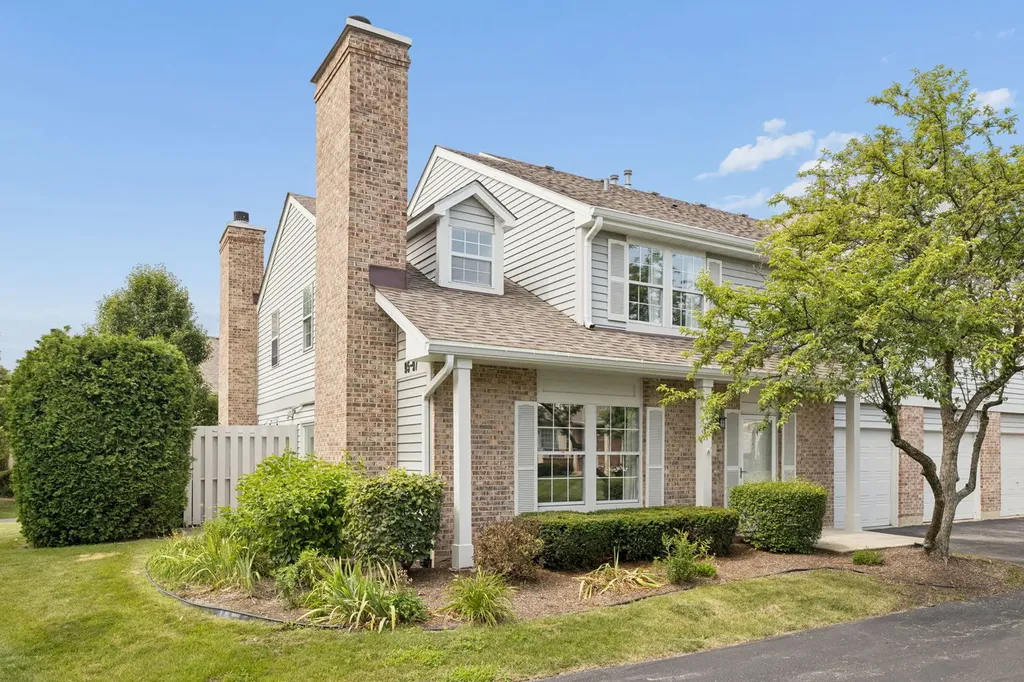 97 Cammeron Court Aurora IL 60504