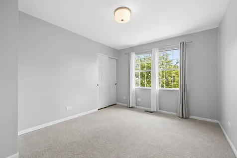 97 Cammeron Court Aurora IL 60504