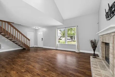 97 Cammeron Court Aurora IL 60504