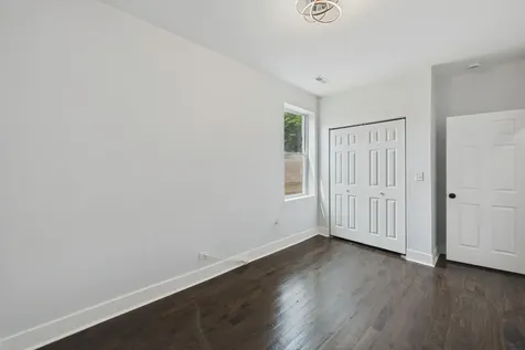 7919 South Ellis Avenue Chicago IL 60619