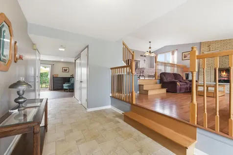 1106 South Sprucewood Drive Mount Prospect IL 60056