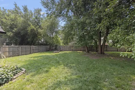 1112 Dalbigne Street Belvidere IL 61008