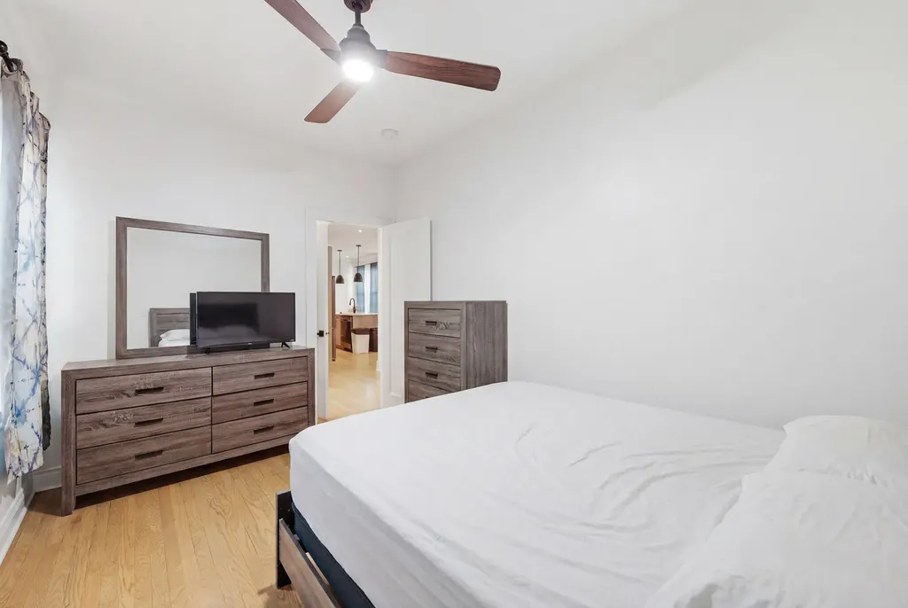 6600 South Washtenaw Avenue Chicago IL 60629