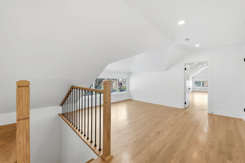 6600 South Washtenaw Avenue Chicago IL 60629