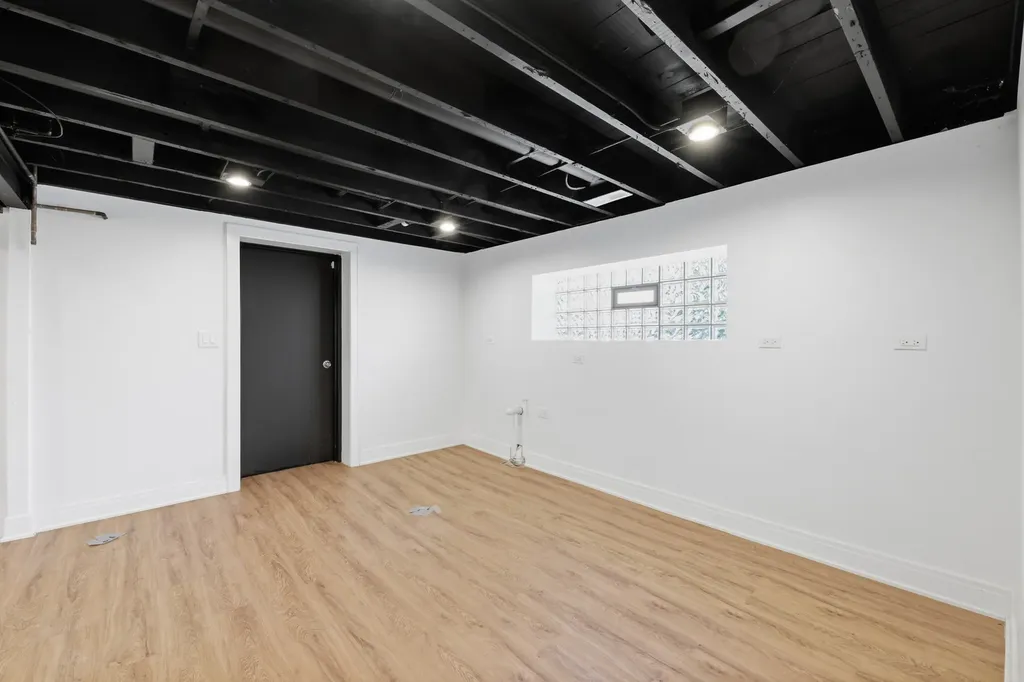 6600 South Washtenaw Avenue Chicago IL 60629