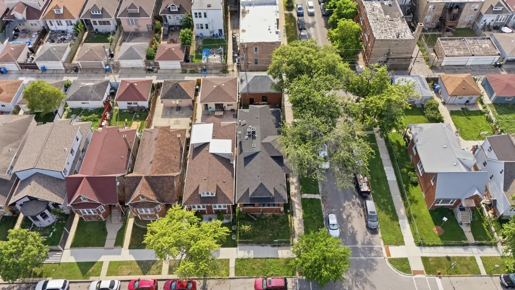 6600 South Washtenaw Avenue Chicago IL 60629