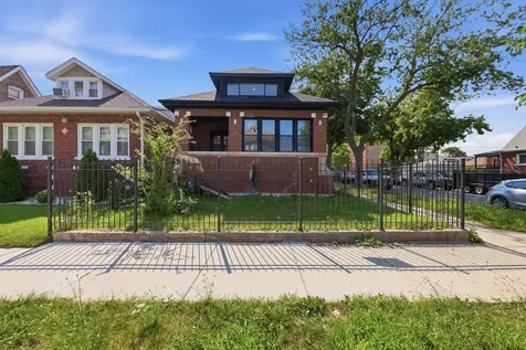 6600 South Washtenaw Avenue Chicago IL 60629