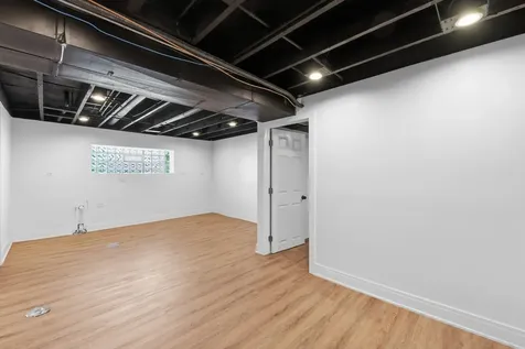 6600 South Washtenaw Avenue Chicago IL 60629