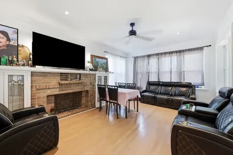 6600 South Washtenaw Avenue Chicago IL 60629