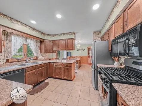 630 Oceola Drive Algonquin IL 60102