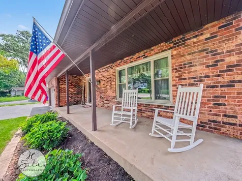 630 Oceola Drive Algonquin IL 60102