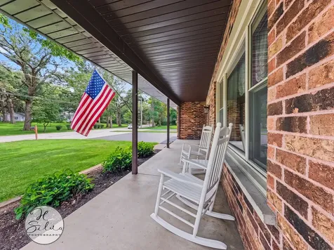 630 Oceola Drive Algonquin IL 60102