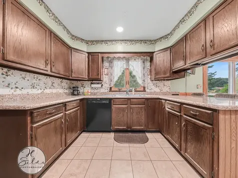 630 Oceola Drive Algonquin IL 60102