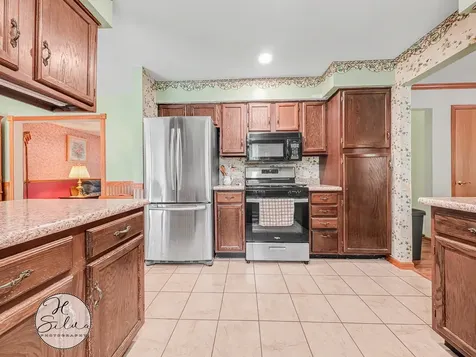 630 Oceola Drive Algonquin IL 60102