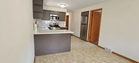 10824 South Sacramento Avenue Chicago IL 60655