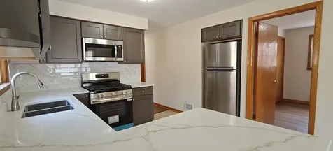 10824 South Sacramento Avenue Chicago IL 60655