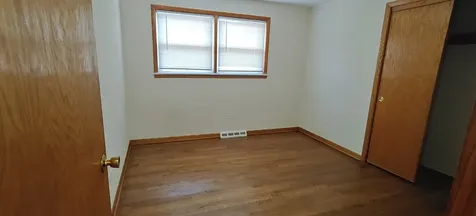 10824 South Sacramento Avenue Chicago IL 60655